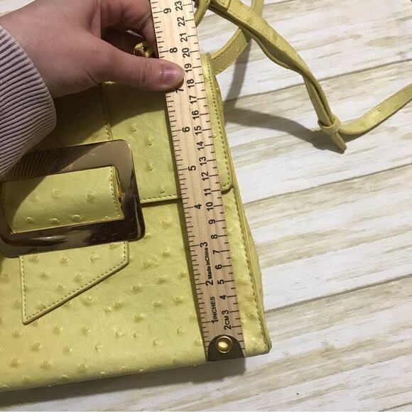 Crossi Yellow Textured Structured Crossbody Shoulder Bag Purse Vintage Style - Picture 10 of 10